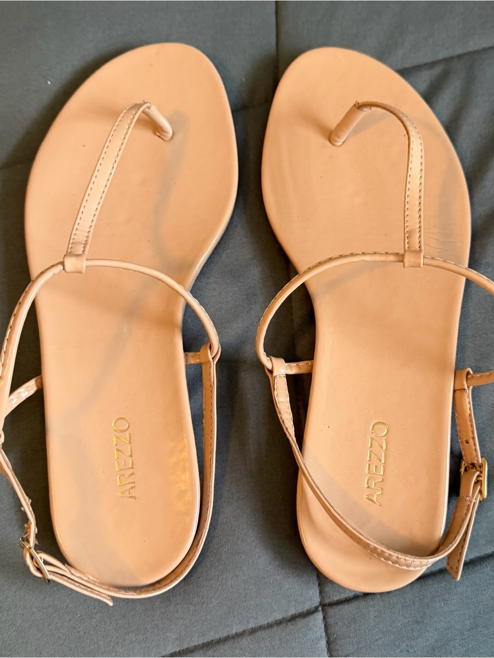 Arezzo Beige Thong Sandals Size 40 EUR 38 BRAZIL ( US 8.5) Made in Brazil